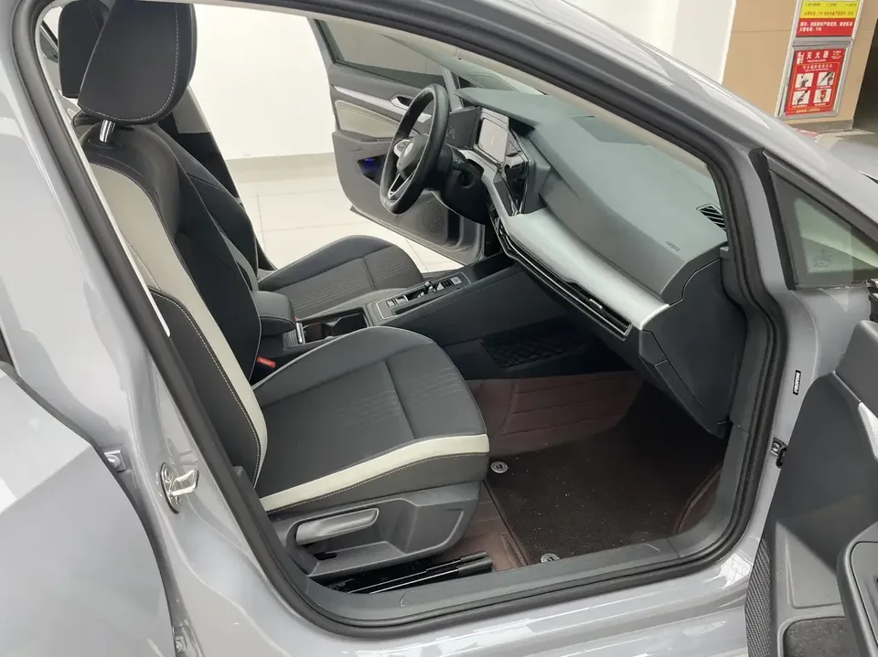 Volkswagen Golf golf 2023 280TSI DSG Pro 2023 — миниатюра 3