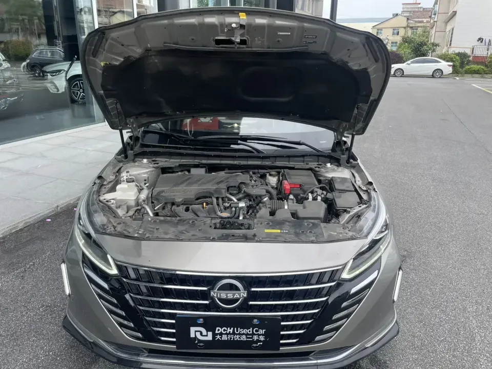 Nissan Altima Sound of nature 2022 2.0L XL-TLS Enjoy Edition 2023 — thumbnail 2