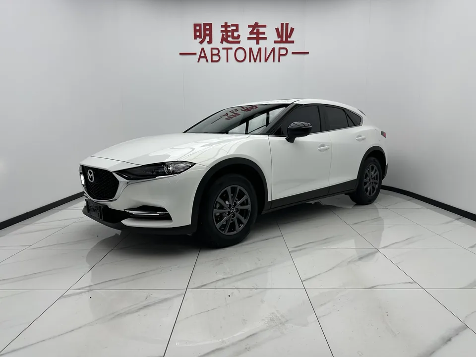 Mazda CX-4 Mazda CX-4 2021 2.0L 2WD Blue Sky Vitality Edition 2023 — photo 1, buy with delivery to Moscow