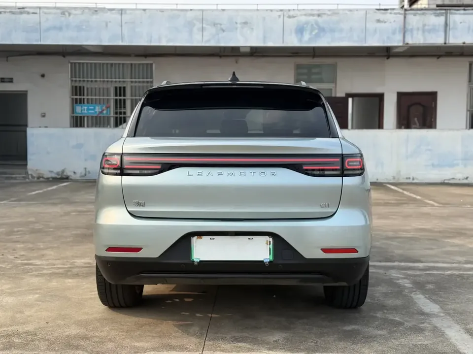 Leapmotor Zero running C11 Zero running C11 2023 Extended Range 285 Smart Edition 2023 — thumbnail 2