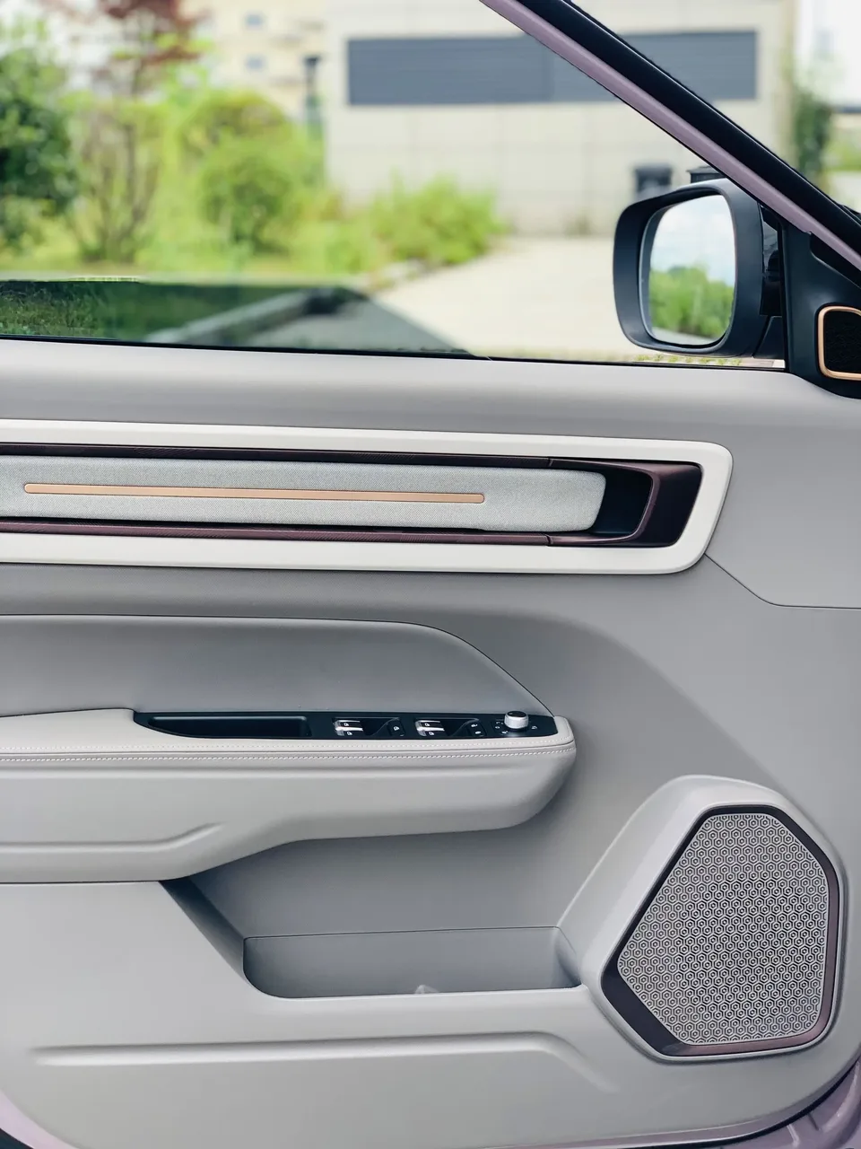 Geely ICON Geely ICON 2025 1.5TD Chocolate Edition 2025 — thumbnail 5