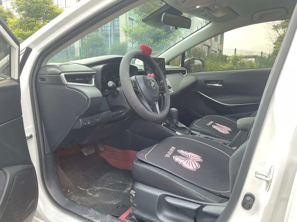 Toyota Corolla Corolla 2024 Intelligent Electric Hybrid Dual Engine 1.8L E-CVT Pioneer Edition 2024 — thumbnail 4