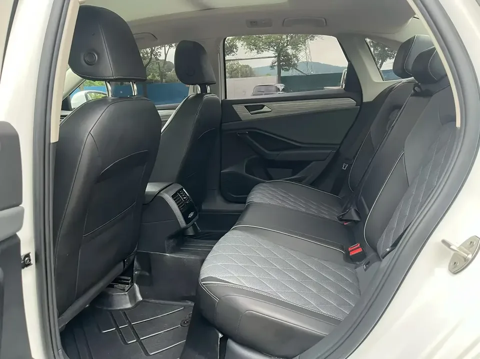 Volkswagen Sagitar Sagitar 2023 280TSI DSG Beyond Edition 2023 — thumbnail 3