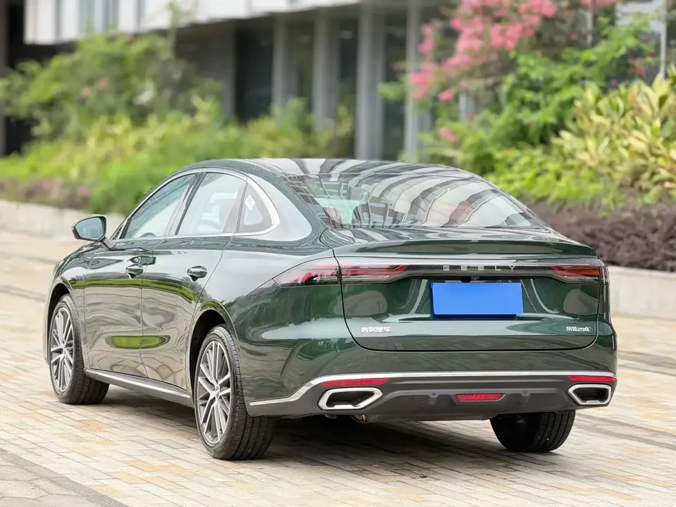 Geely Emgrand emgrand 2026 5th Generation 1.5T DCT Flagship Model 2026 — thumbnail 4