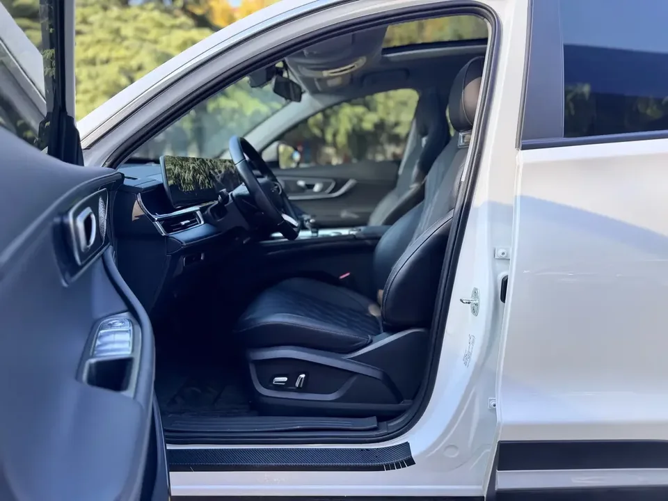 Chery Tiggo 7 Plus Tiggo 7 PLUS 2023 Modified 1.6TGDI DCT Luxury Model 2024 — thumbnail 4