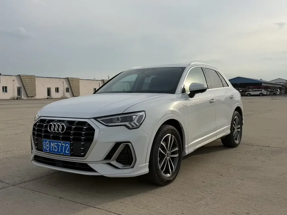 Audi Q3 Audi Q3 2022 35 TFSI Progressive Dynamic 2022 — photo 1, buy with delivery to Moscow