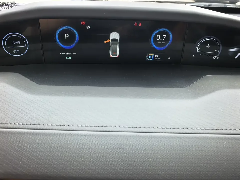 Changan UNI-V Changan UNI-V 2024 2.0T High Energy Edition 2024 — thumbnail 4