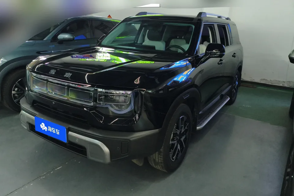 BAIC Beijing Off-road BJ30 Beijing Off-road BJ30 2024 1.5T DHT Magic Core Electric Drive Standard Edition 2024 — photo 1, buy with delivery to Moscow