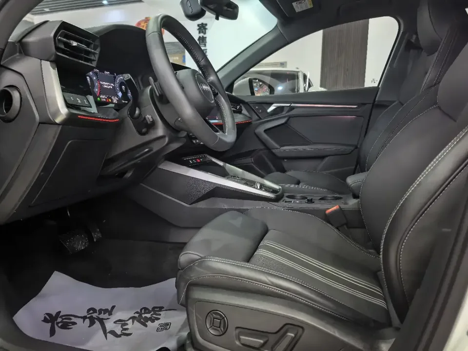Audi A3 Audi A3 2022 Sportback 35 TFSI RS Kit Speed Type 2022 — thumbnail 3