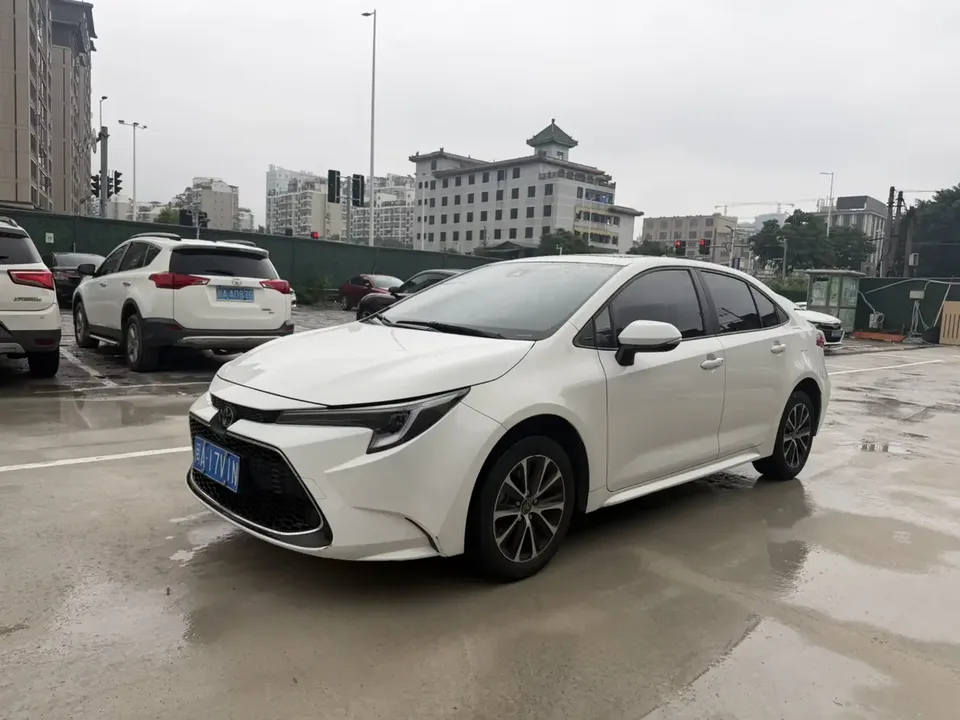 Toyota Levin Lei Ling 2024 185T Deluxe 2024 — photo 1, buy with delivery to Moscow