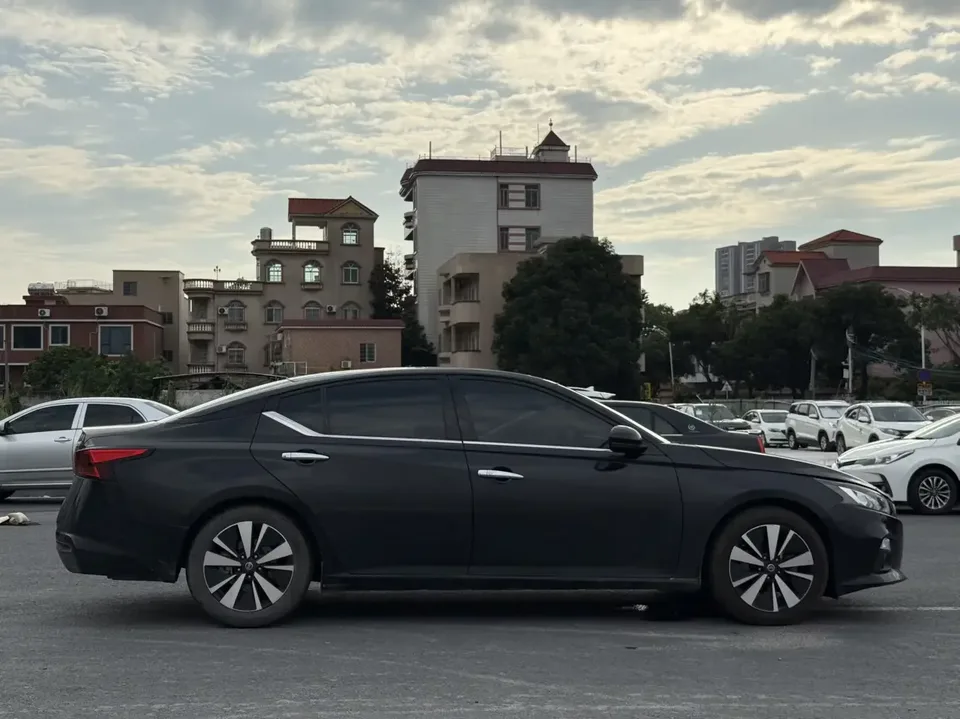 Nissan Altima Sound of nature 2021 2.0L XL Comfort Edition 2022 — thumbnail 2