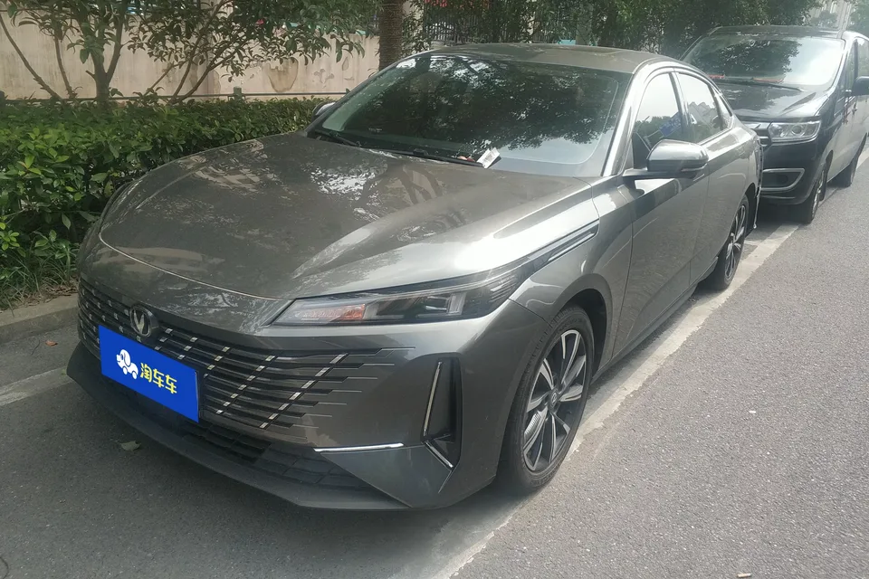 Changan Escape Escape 2024 1.5T DCT flagship model 2025 — photo 1, buy with delivery to Moscow