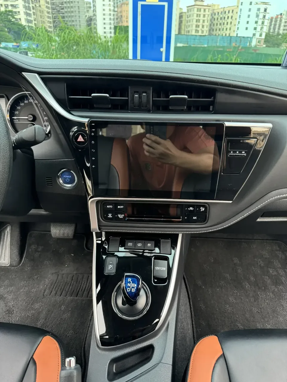 Toyota Corolla Dual Engine E+ Corolla Dual Engine E+ 2019 1.8L Leading Edition 2022 — thumbnail 3
