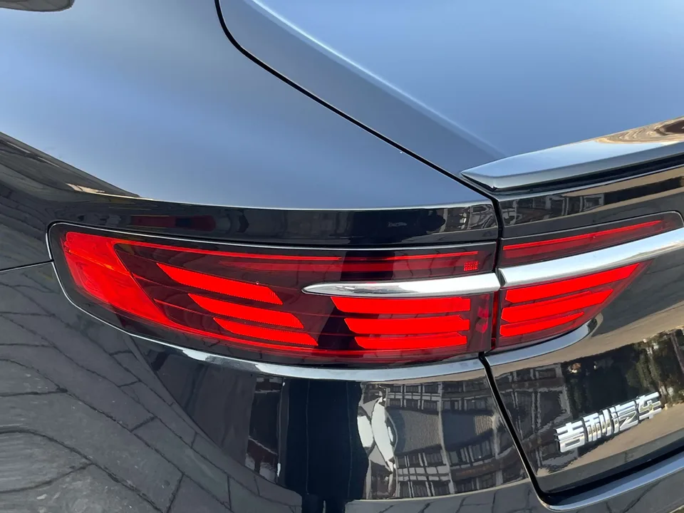 Geely Preface Xing Rui 2023 1.5T Fuyao Edition 2024 — thumbnail 3