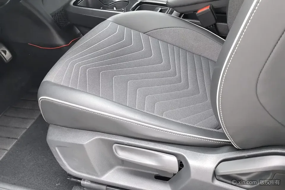 Volkswagen ID.3 Volkswagen ID.3 2023 Upgraded Pure Smart Edition 2023 — thumbnail 5