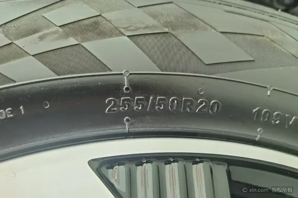 BYD Tang DM Tang DM 2023 DM-i Champion Edition 112KM Premium 2023 — thumbnail 3