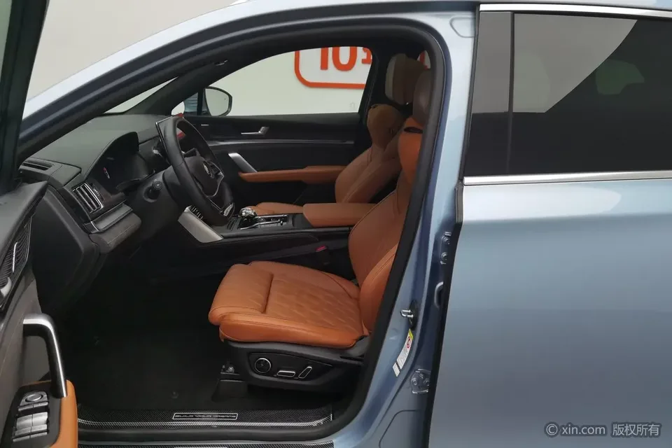 BYD Tang DM Tang DM 2023 DM-i Champion Edition 112KM Premium 2023 — thumbnail 5