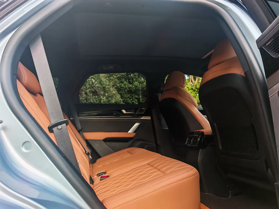 BYD Tang DM Tang DM 2023 DM-i Champion Edition 112KM Premium 2023 — thumbnail 5