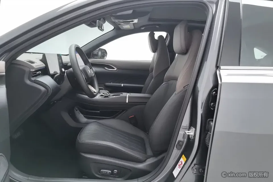 Changan Escape Escape 2026 Fourth-generation 1.5T DCT 500Bar Smart Edition 2025 — thumbnail 5