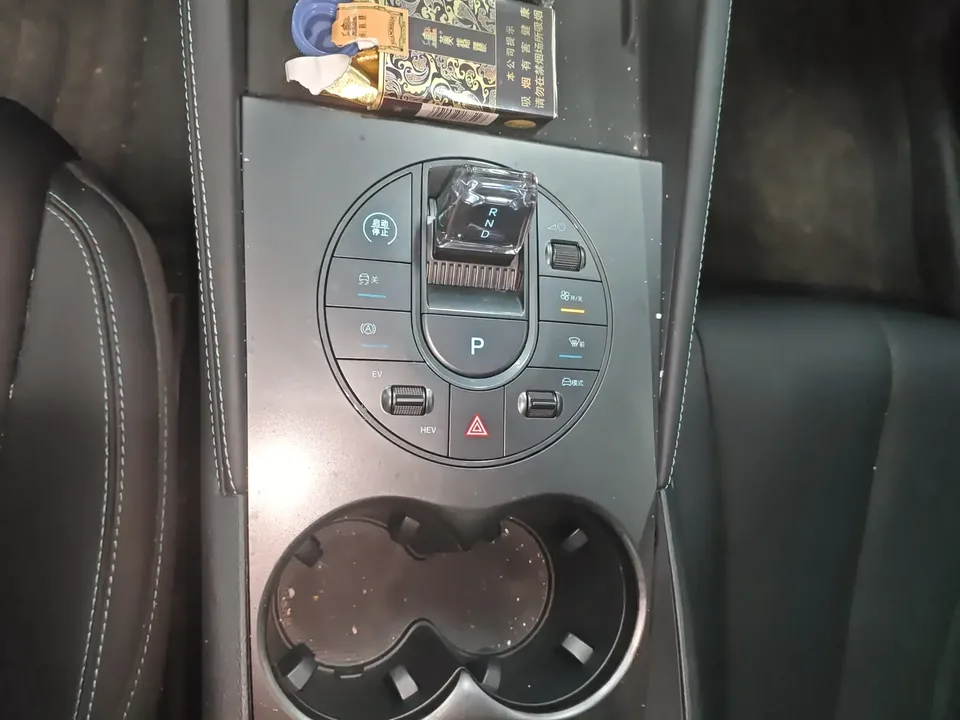 BYD Seal 06DM Seal 06DM 2024 DM-i 120KM Premium 2024 — thumbnail 4
