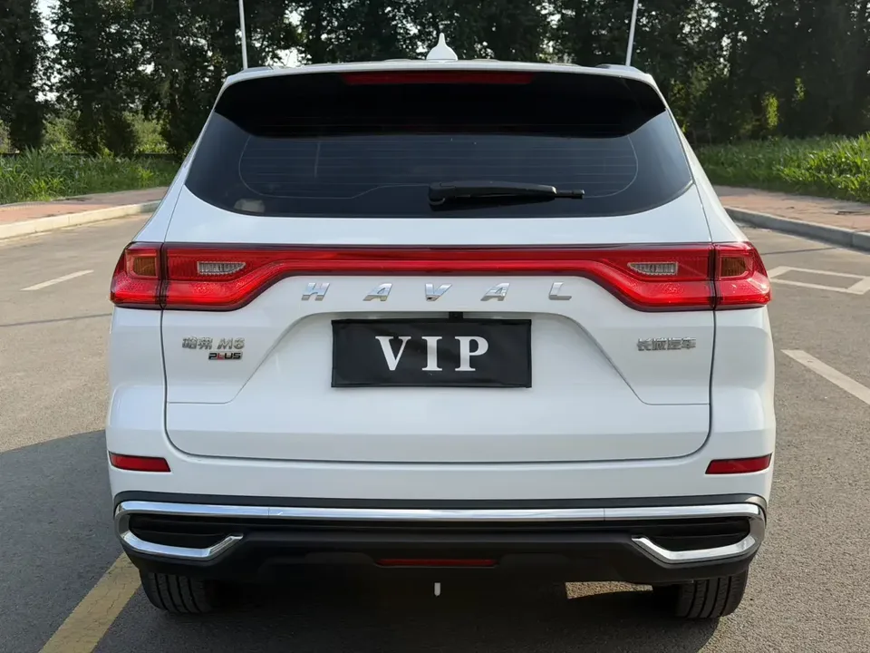 Haval M6 Haval M6 2023 PLUS 1.5T DCT Elite Smart Link 2023 — миниатюра 2