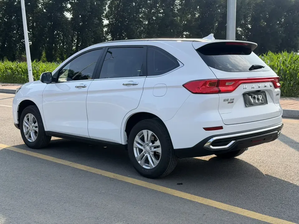 Haval M6 Haval M6 2023 PLUS 1.5T DCT Elite Smart Link 2023 — миниатюра 4