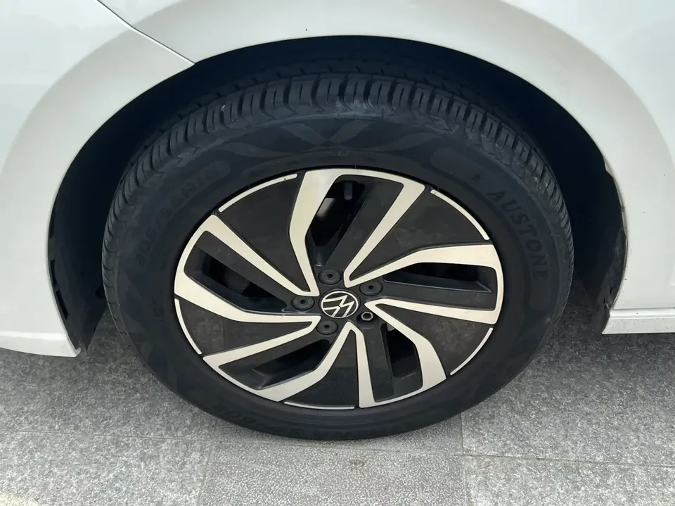 Volkswagen Lavida Lavida 2023 Modified 1.5L Automatic 5 million version 2023 — миниатюра 3