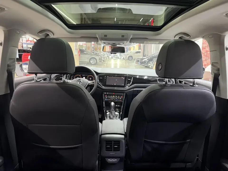 Volkswagen T-Roc TANG 2022 280TSI DSG 2WD Comfort PLUS 2022 — thumbnail 4