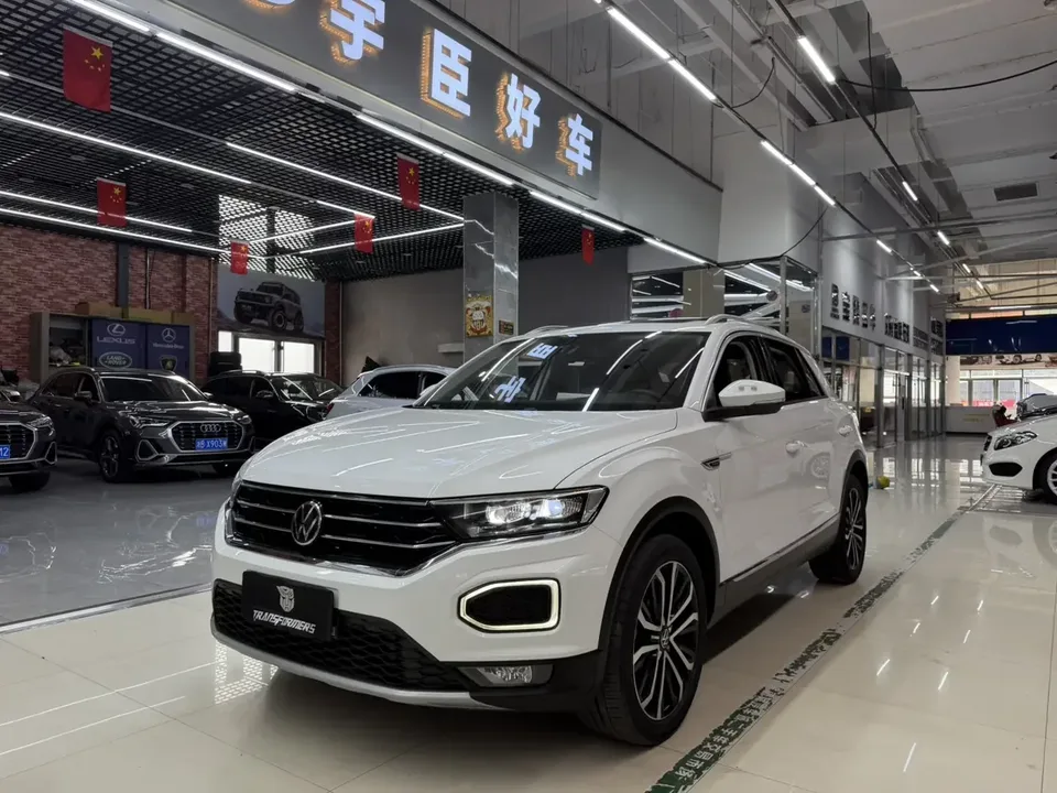 Volkswagen T-Roc TANG 2022 280TSI DSG 2WD Comfort PLUS 2022 — photo 1, buy with delivery to Moscow