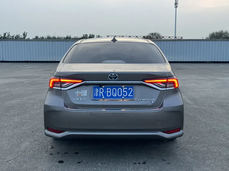 Toyota Corolla Corolla 2023 Intelligent Electric Hybrid Dual Engine 1.8L E-CVT Elite Edition 2024 — thumbnail 2
