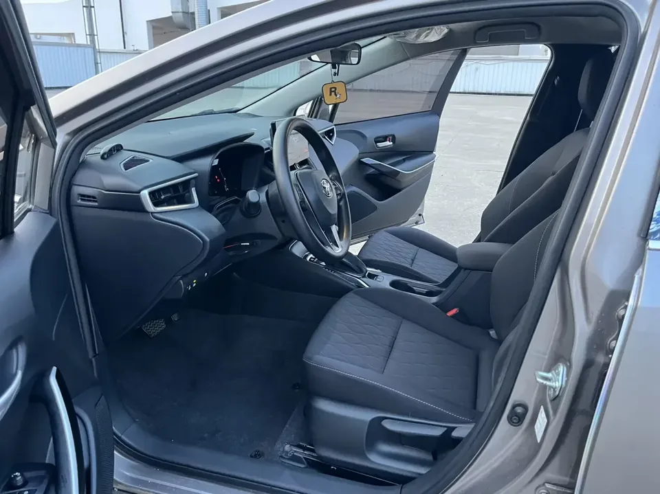 Toyota Corolla Corolla 2023 Intelligent Electric Hybrid Dual Engine 1.8L E-CVT Elite Edition 2024 — thumbnail 5