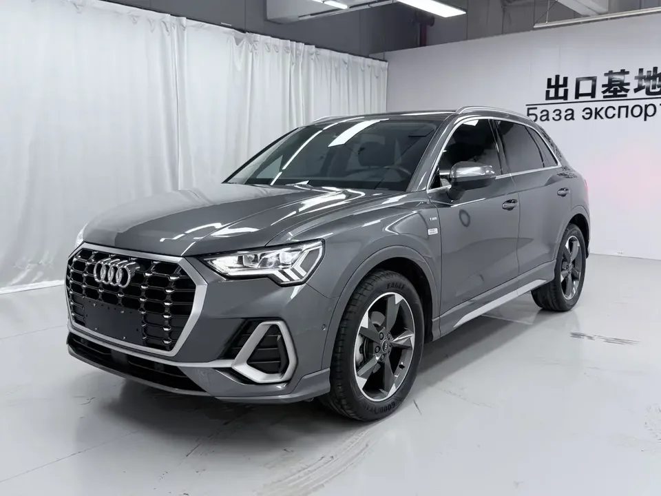 Audi Q3 Audi Q3 2022 35 TFSI Stylish Dynamic 2022 — photo 1, buy with delivery to Moscow