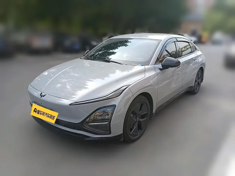 Wuling Starlight EV Wuling Starlight EV 2024 Co-creation version 510 advanced version 2024 — photo 1, buy with delivery to Moscow