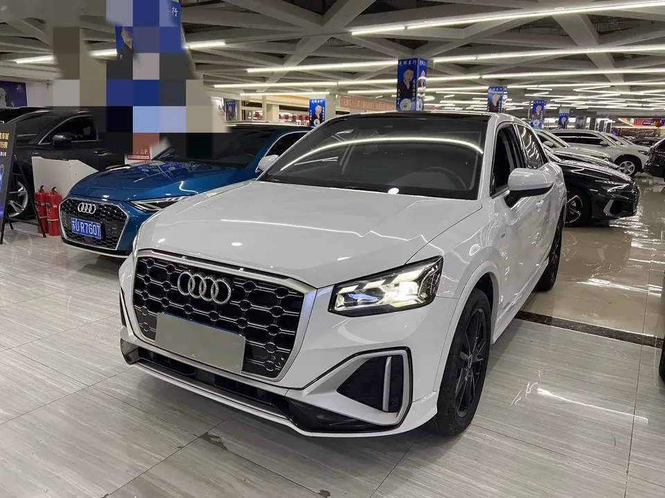 Audi Q2L Audi Q2L 2022 35 TFSI Progressive Dynamic 2022 — фото 1, купить с доставкой в Москву
