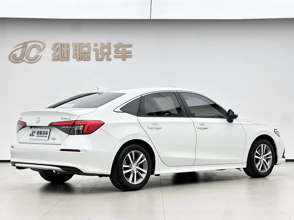 Honda CIVIC Civic 2022 240TURBO CVT Jincheng Edition 2023 — thumbnail 2