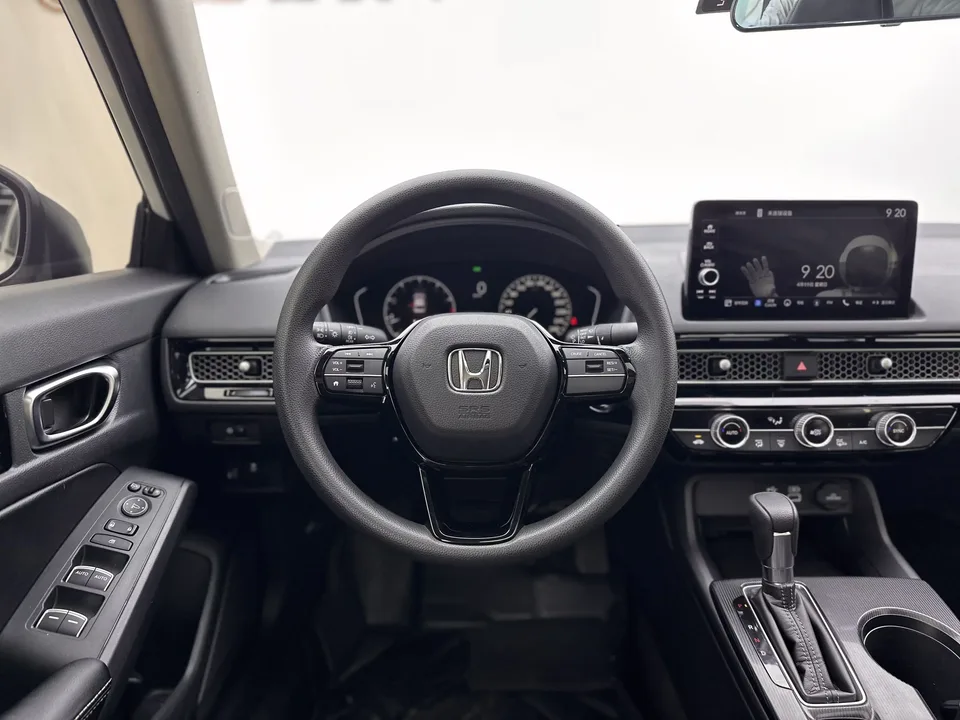 Honda CIVIC Civic 2022 240TURBO CVT Jincheng Edition 2023 — thumbnail 4