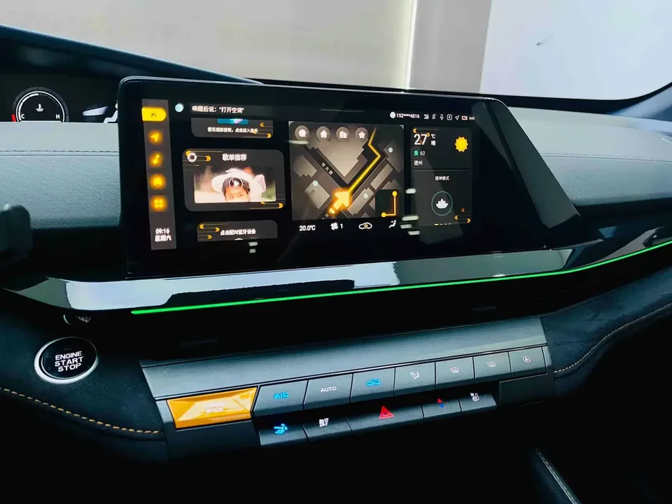 Changan UNI-V Changan UNI-V 2024 1.5T Premium Sports 2025 — thumbnail 4