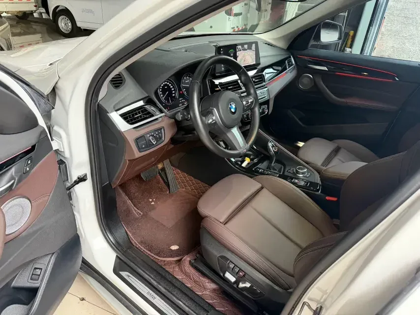 BMW X1 BMW X1 2022 sDrive20Li Premium 2023 — thumbnail 3