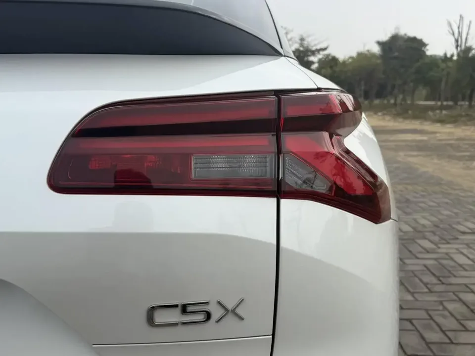 Citroen Versailles C5 X Versailles C5 X 2023 1.6T Enjoy Extraordinariness 2023 — thumbnail 3