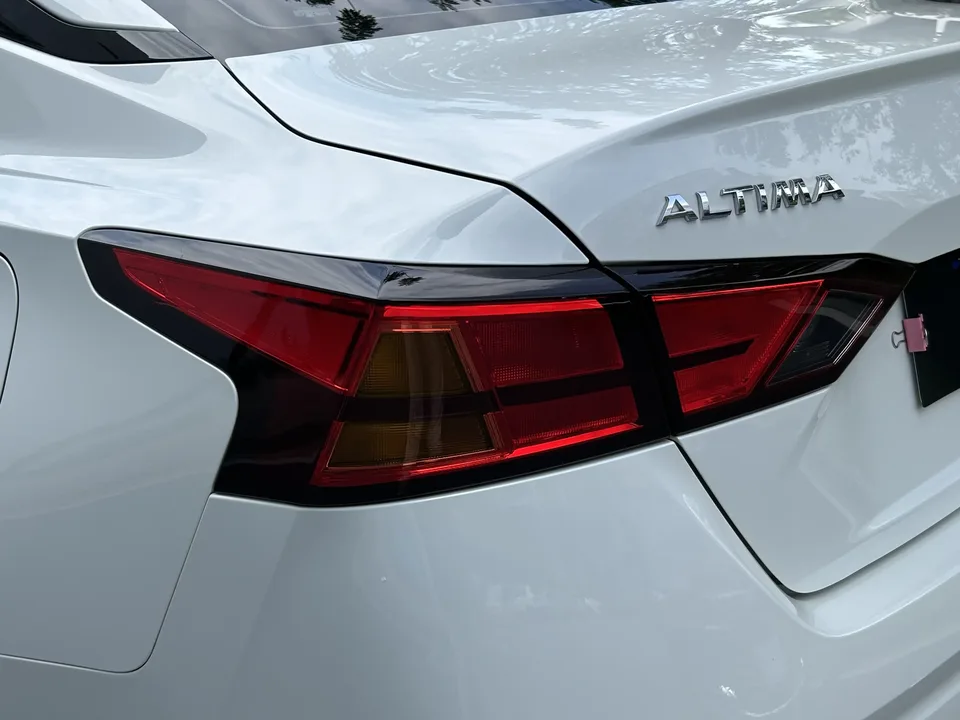 Nissan Altima Sound of nature 2021 2.0L XL Comfort Edition 2022 — thumbnail 3