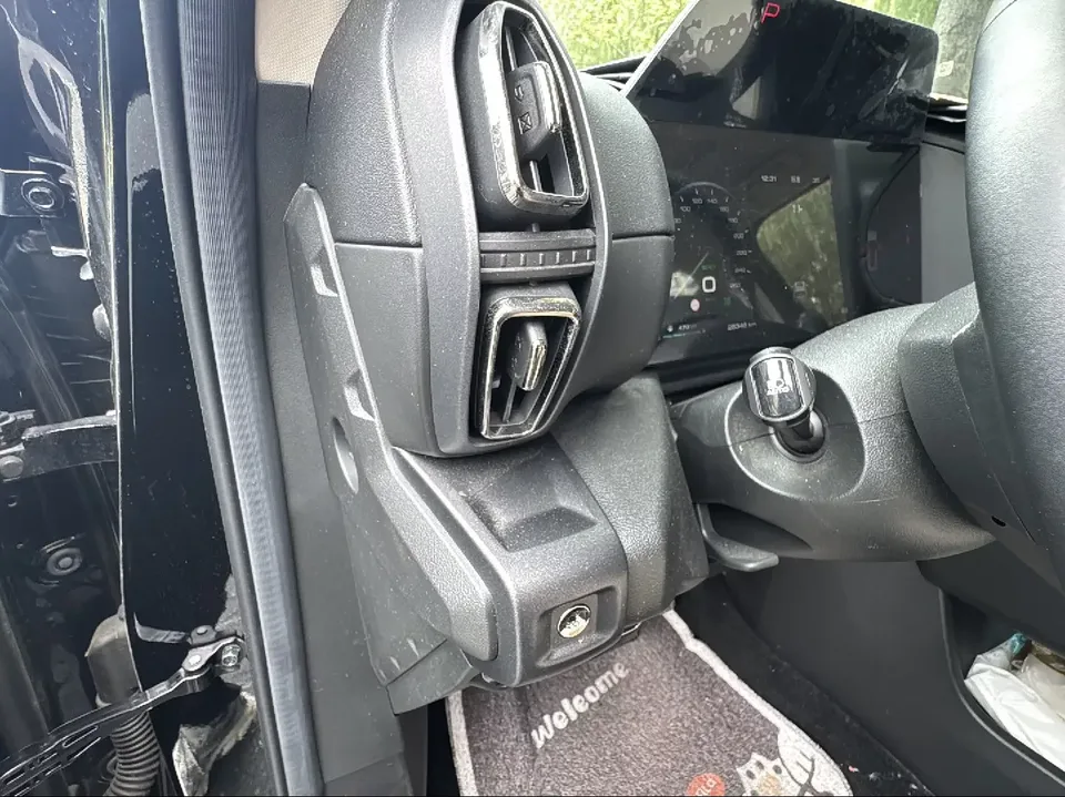 Haval Big Dog PLUS PHEV Haval Big Dog PLUS PHEV 2023 DHT-PHEV 105km Tide Electric Version 2023 — thumbnail 4