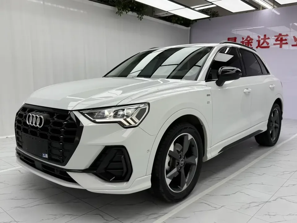 Audi Q3 Audi Q3 2022 35 TFSI Stylish Dynamic 2022 — photo 1, buy with delivery to Moscow
