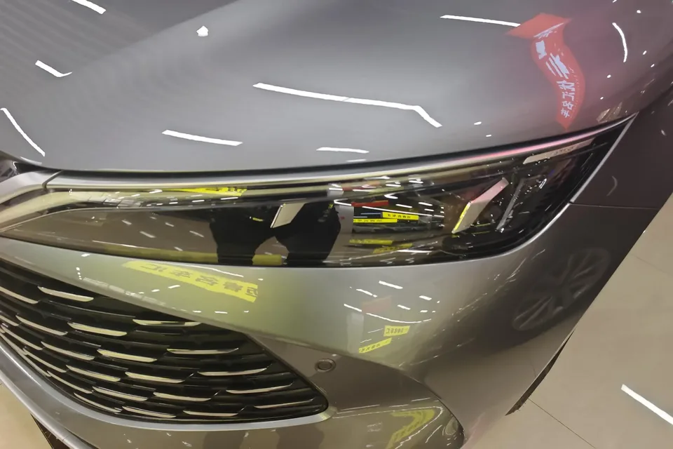 BYD Qin L DM Qin L DM 2025 DM-i 80KM Intelligent Driving Edition 2025 — thumbnail 2