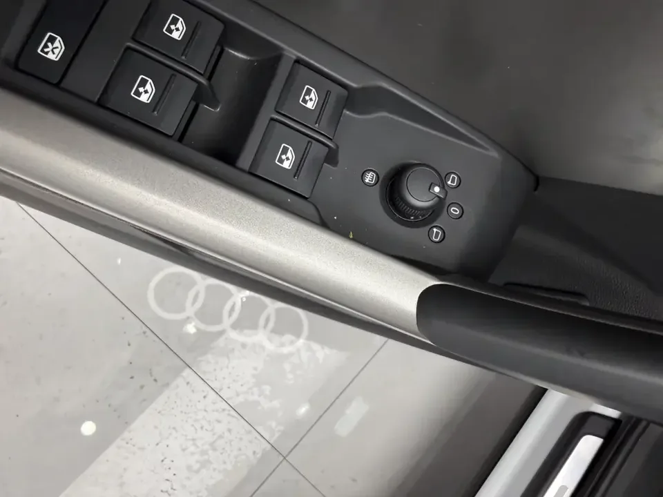 Audi Q3 Audi Q3 2022 35 TFSI Progressive Dynamic 2022 — thumbnail 3