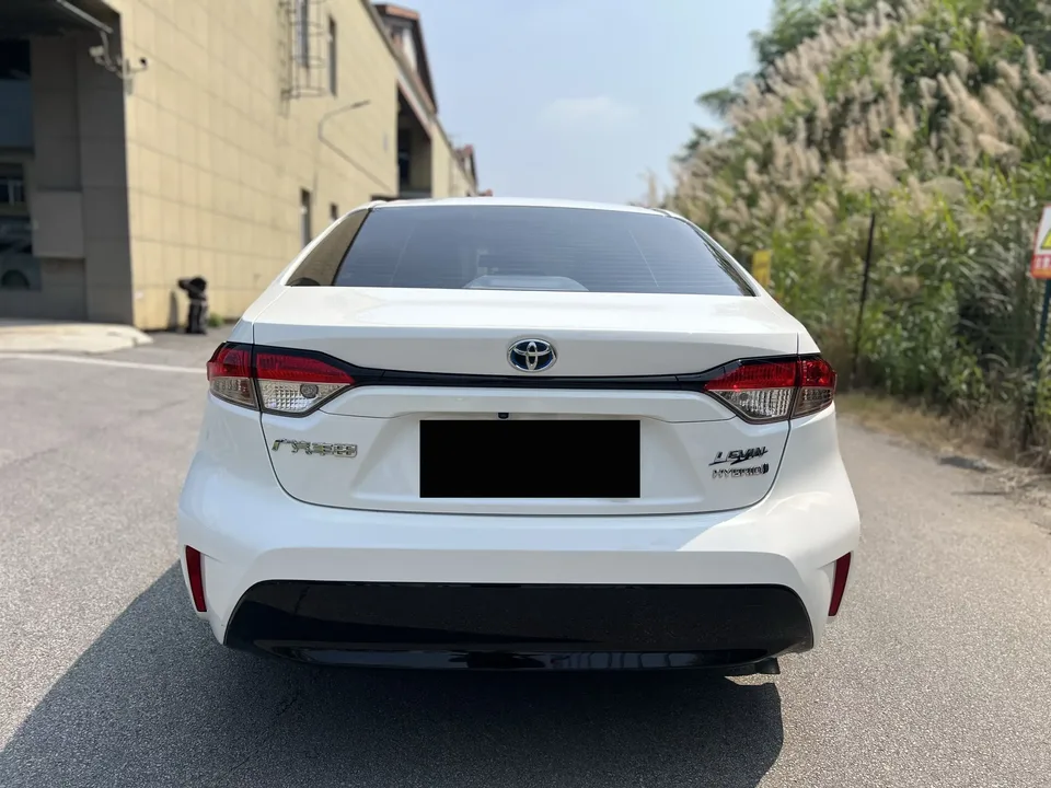 Toyota Levin Lei Ling 2023 Hybrid 1.8L Leading Edition 2023 — миниатюра 5