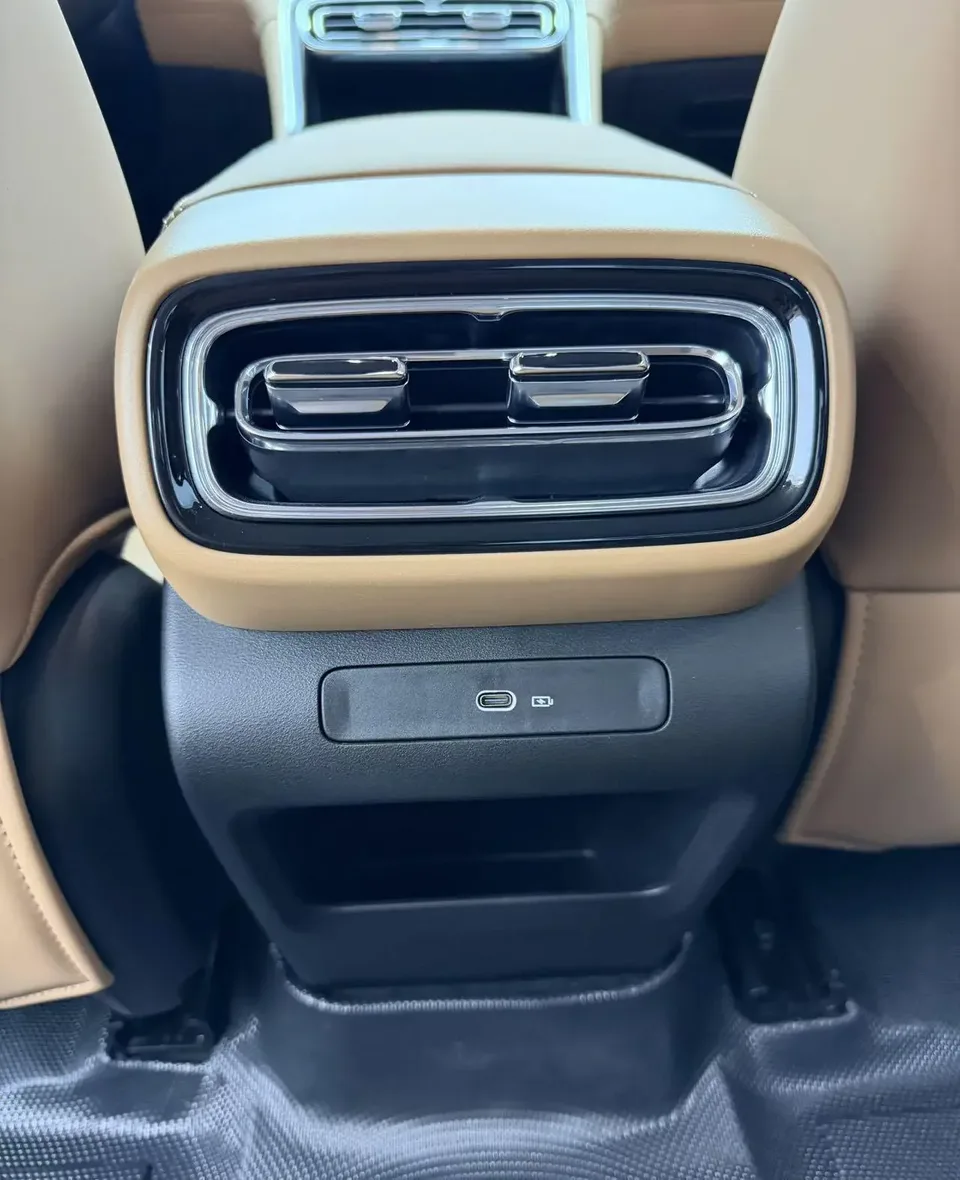 Geely Galaxy Star 6 Galaxy Star 6 2026 60km Exploration Edition 2025 — thumbnail 4