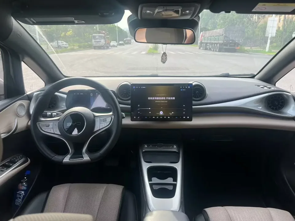 BYD Dolphin dolphin 2025 Smart Driving Edition 410KM Fashion Edition 2025 — thumbnail 4