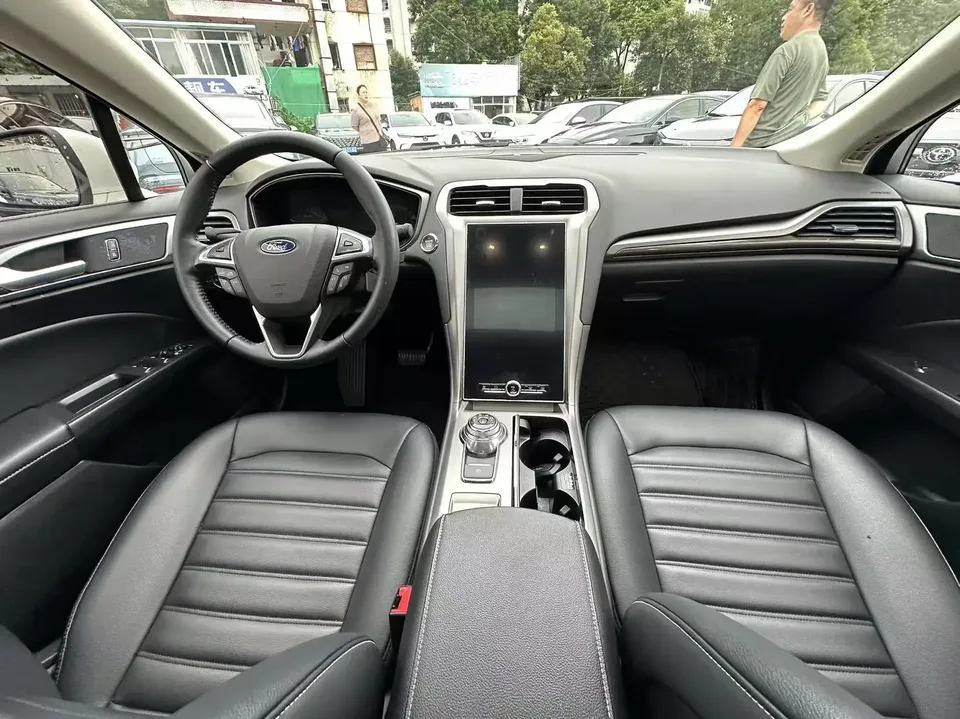 Ford Mondeo Mondeo 2020 EcoBoost 180 Fashion 2022 — миниатюра 4