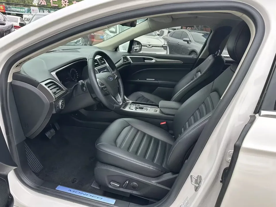 Ford Mondeo Mondeo 2020 EcoBoost 180 Fashion 2022 — миниатюра 5