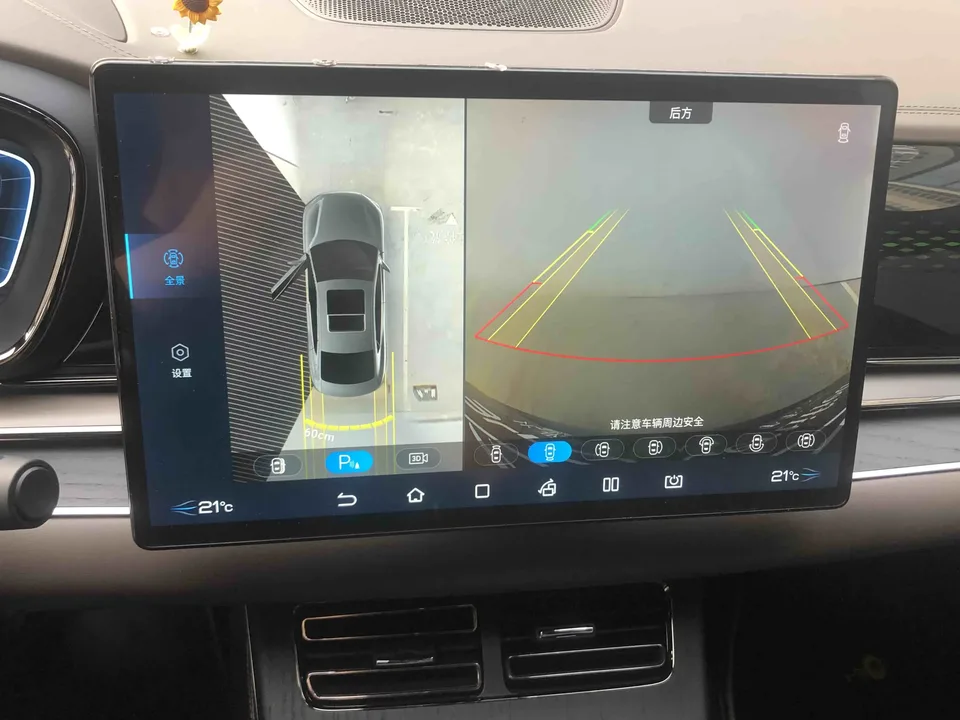 BYD Han DM Chinese DM 2022 DM-i 121KM Premium 2023 — миниатюра 3